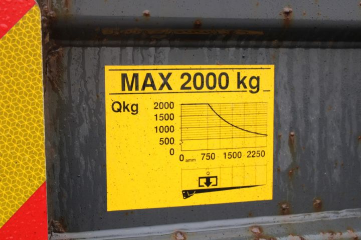 645656-8 Van with rear lift lift Volvo FH-400 6X2 -2007 (1467299km)