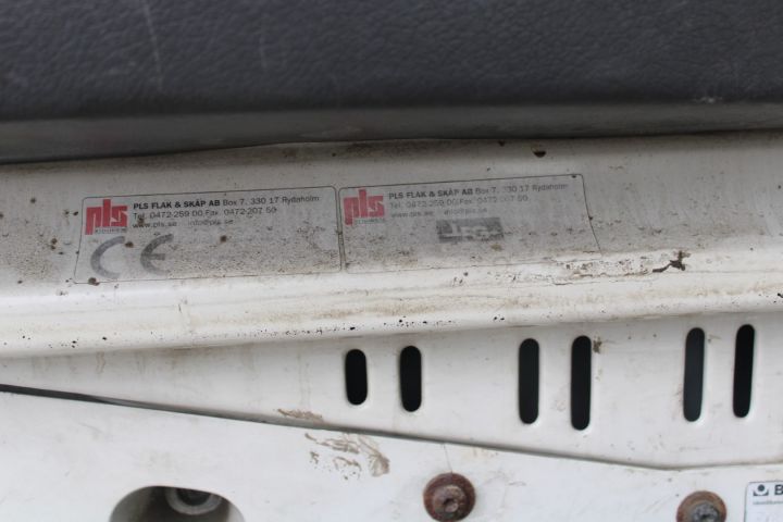 645656-36 Van with rear lift lift Volvo FH-400 6X2 -2007 (1467299km)