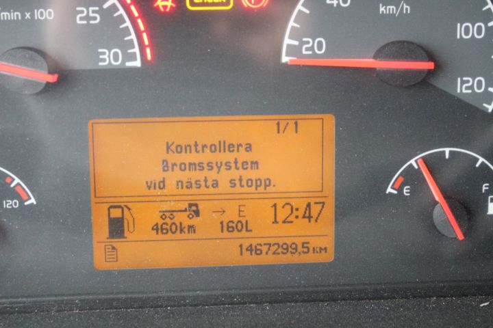 645656-45 Van with rear lift lift Volvo FH-400 6X2 -2007 (1467299km)