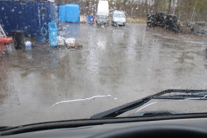 645656-48 Van with rear lift lift Volvo FH-400 6X2 -2007 (1467299km)