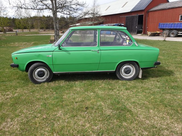 668957-4 Daf 66 Super Luxe 1973 6700 miles (GOZ 966)