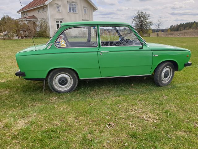 668957-5 Daf 66 Super Luxe 1973 6700 miles (GOZ 966)