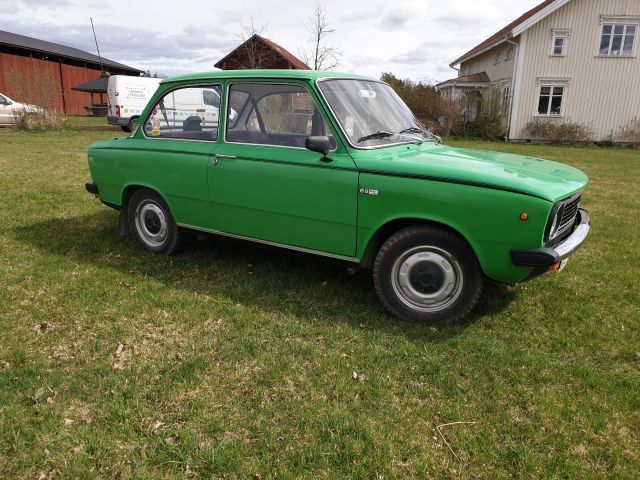 668957-1 Daf 66 Super Luxe 1973 6700 miles (GOZ 966)