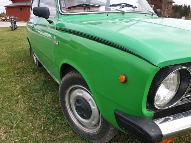 668957-14 Daf 66 Super Luxe 1973 6700 miles (GOZ 966)