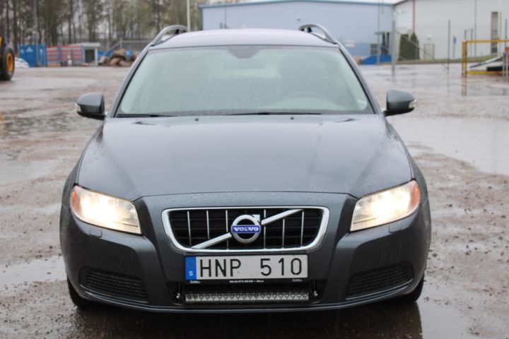 645647-2 Volvo V70 1.6D DRIVe Kinetic -2011 (109hk, 333180km)