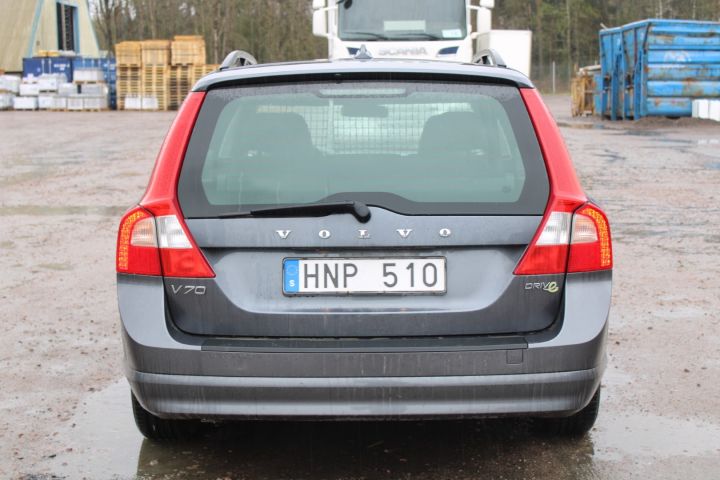 645647-6 Volvo V70 1.6D DRIVe Kinetic -2011 (109hk, 333180km)