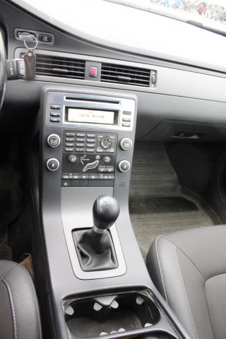 645647-20 Volvo V70 1.6D DRIVe Kinetic -2011 (109hk, 333180km)