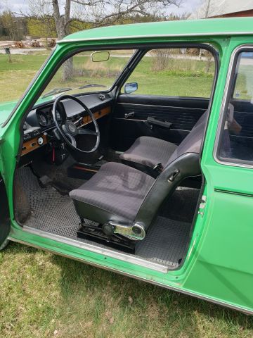 668957-32 Daf 66 Super Luxe 1973 6700 miles (GOZ 966)