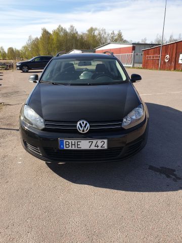 669358-7 VW Golf Variant 1.4 TSI 2010 (BHE 742)
