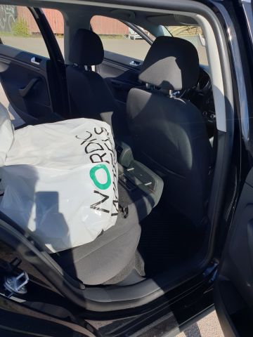 669358-33 VW Golf Variant 1.4 TSI 2010 (BHE 742)