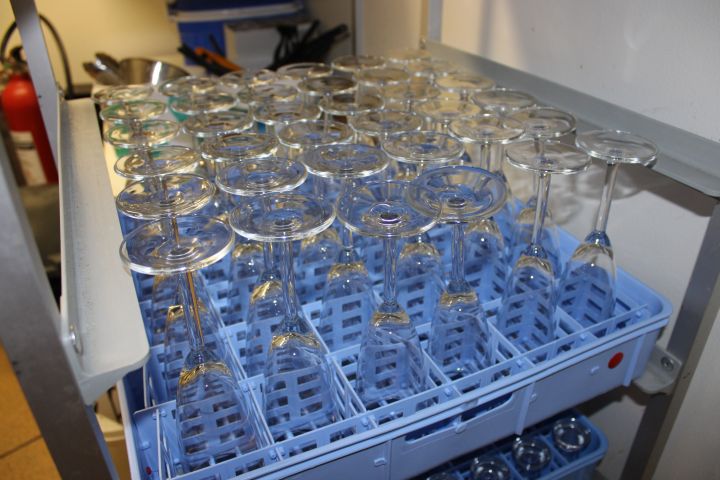 660153-3 Glass for restaurant