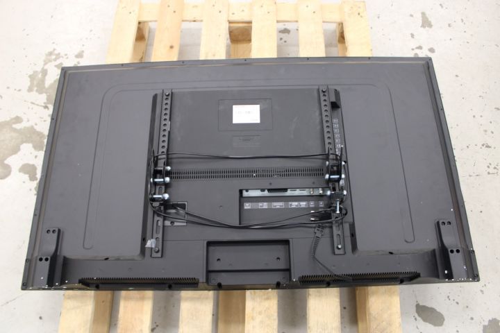 666278-4 48 "Full HD LED TV - Sharp Aquos