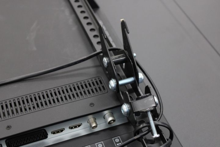 666278-6 48 "Full HD LED TV - Sharp Aquos