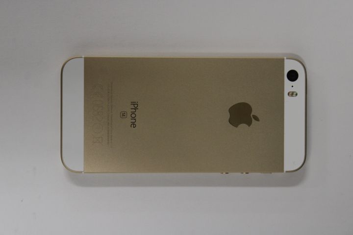 661127-3 Apple iPhone SE Gold 16GB incl. Accessories