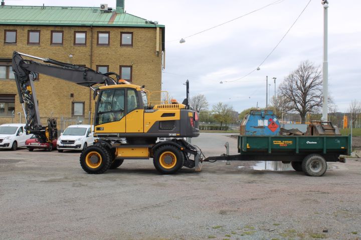 656181-2 Wheeled excavator Volvo EW 160D -12