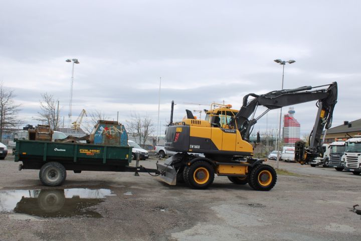 656181-4 Wheeled excavator Volvo EW 160D -12