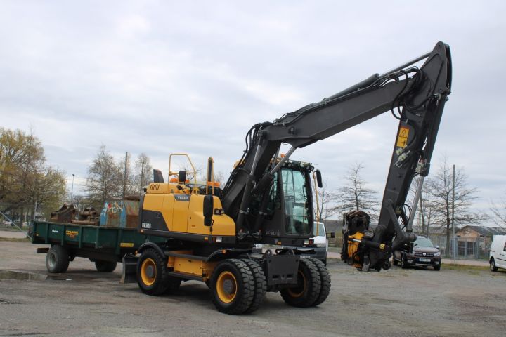 656181-6 Wheeled excavator Volvo EW 160D -12