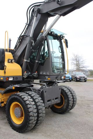 656181-13 Wheeled excavator Volvo EW 160D -12