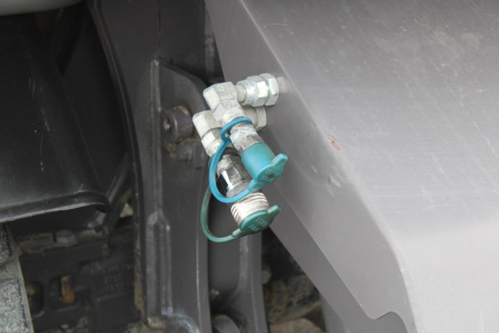 656181-24 Wheeled excavator Volvo EW 160D -12