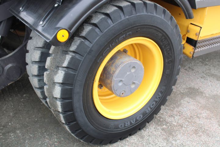 656181-28 Wheeled excavator Volvo EW 160D -12