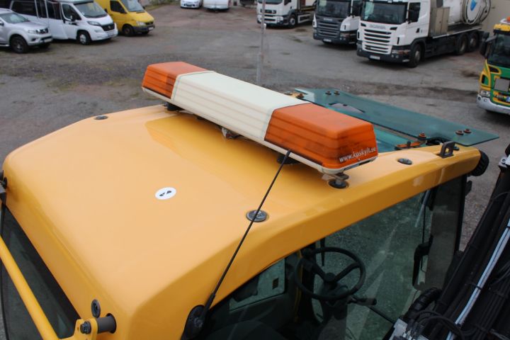 656181-38 Wheeled excavator Volvo EW 160D -12