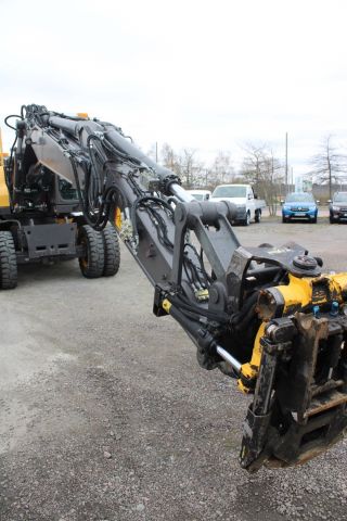 656181-57 Wheeled excavator Volvo EW 160D -12