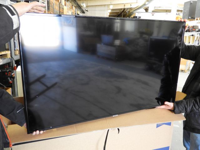 670296-1 Samsung TV 55 "UE55NU6035K (Shipping Available via Submitter)