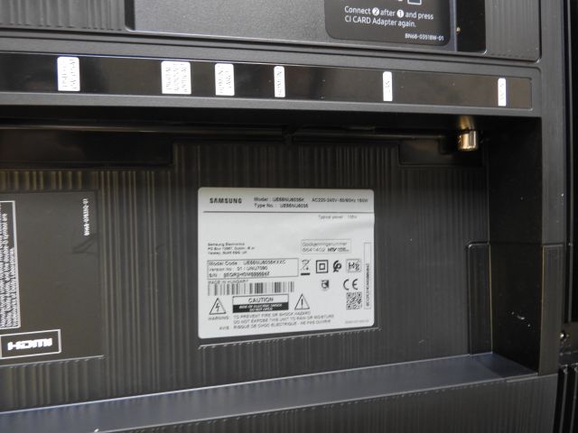670296-5 Samsung TV 55 "UE55NU6035K (Shipping Available via Submitter)