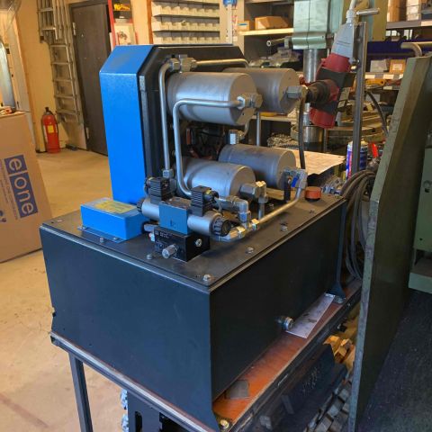 656190-6 Uniflex S31 Hydraulic Hose Press