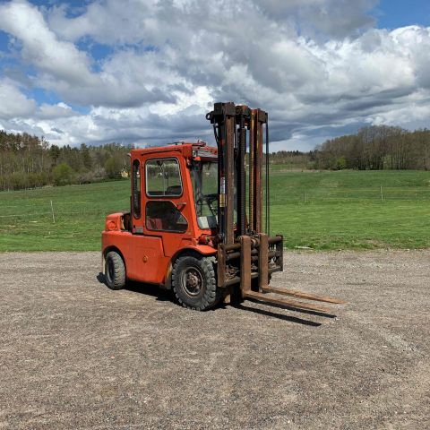 656191-7 Hyster Challenger 80 Forklift