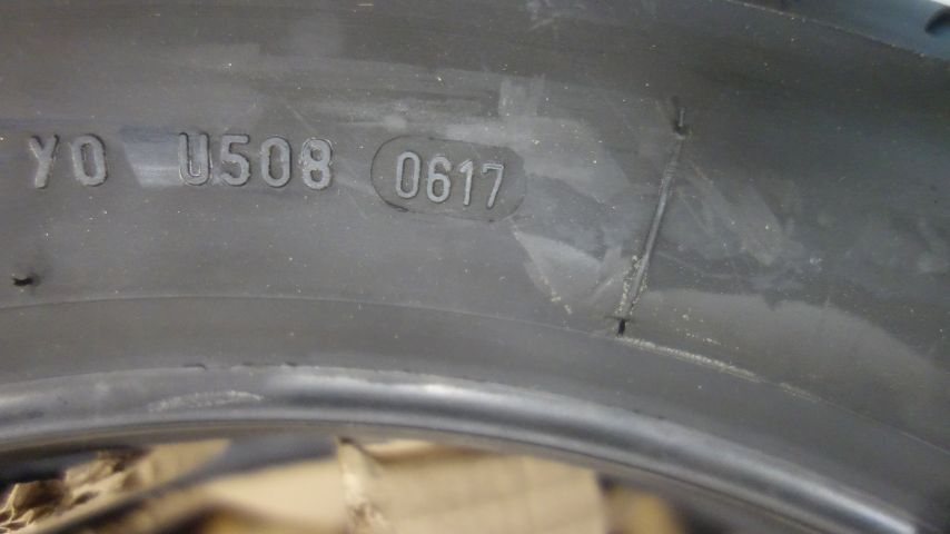 670237-4 5 pcs MC tires Metzeler Sportec Classic 110/90 VB 18