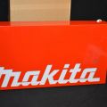 668256-2 Belyst skylt Makita - 70x35x10 cm (ny)