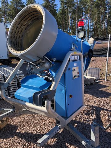 670318-3 Snow gun DEMACLENKO ST 5