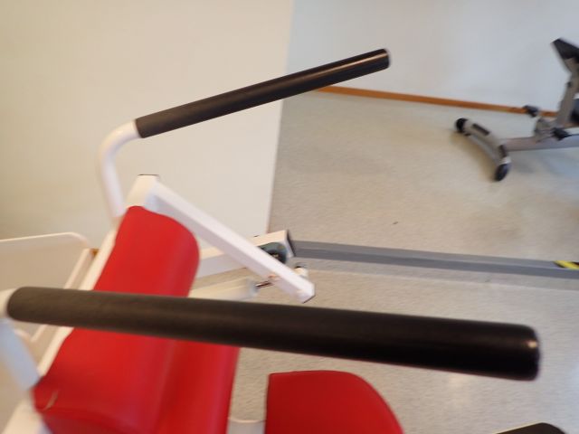 671096-8 Chrunches/Back extension