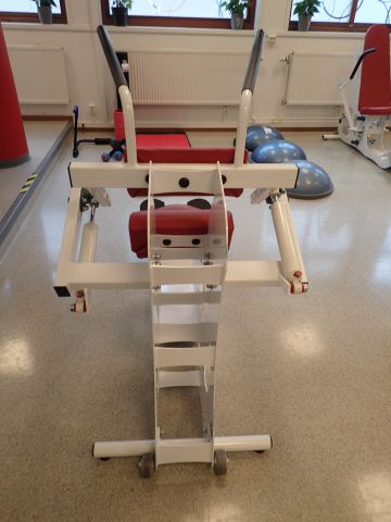 671096-10 Chrunches/Back extension