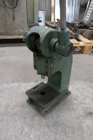 651415-2 Stifle Press