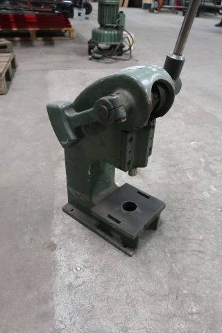 651415-3 Stifle Press