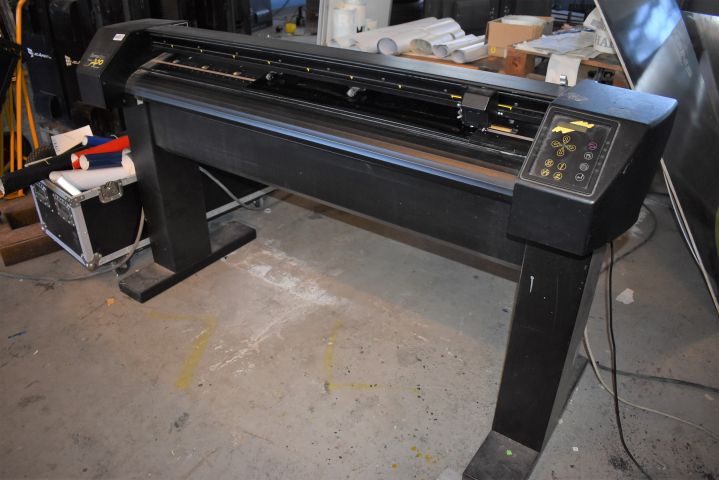 646923-1 Slot Plotter - SummaSign T1300