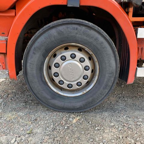 656193-8 Scania 124G 420 TMT 970 -03