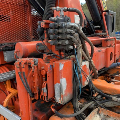 656193-25 Scania 124G 420 TMT 970 -03