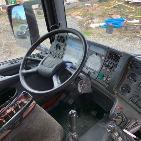 656193-48 Scania 124G 420 TMT 970 -03