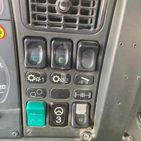 656193-63 Scania 124G 420 TMT 970 -03