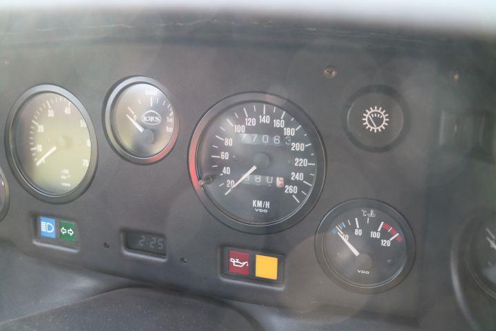 649090-23 Lotus Esprit Turbo 1988