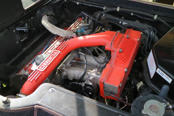 649090-32 Lotus Esprit Turbo 1988