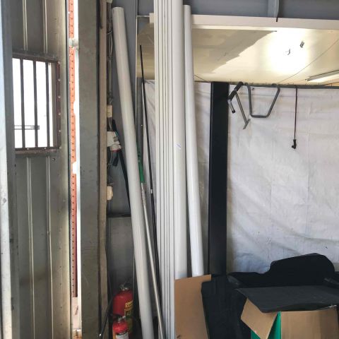 547670-2 Stuprör, hängrännor samt monteringsdetaljer 10 kartonger