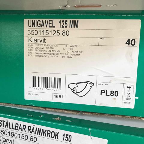 547670-11 Stuprör, hängrännor samt monteringsdetaljer 10 kartonger