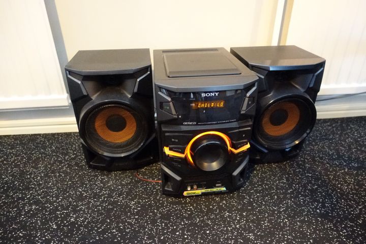 672229-1 Storage cabinet, stereo, 6 pallets