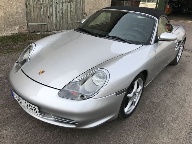 Porsche Boxster S 260 hp 2003 (XGD 208) - PS Auction - We value