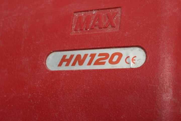 661172-3 Nail gun - Max HN120