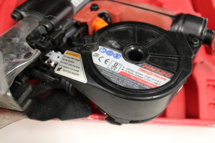 661172-2 Nail gun - Max HN120